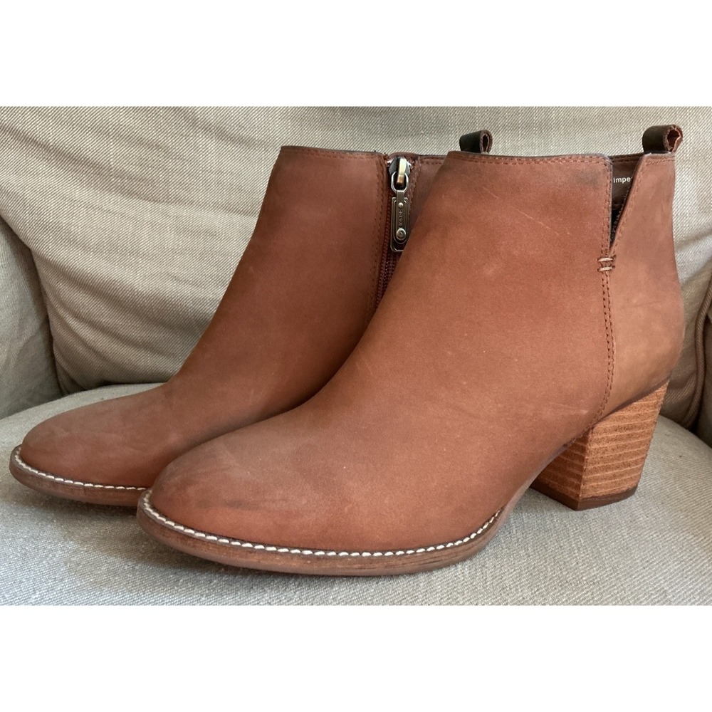 Blondo Norma Waterproof Ankle Boots Womens 7.5 M Cognac Brown Nubuck B6268-933